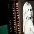 Britney Spears lança nova edição de seu livro 'The Woman in Me' no dia do seu aniversário