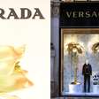 Prada conclui compra da Versace e cria gigante italiana na moda