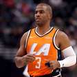 NBA: Clippers surpreendem e dispensam Chris Paul
