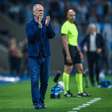 Mano Menezes é comunicado que não será técnico do Grêmio em 2026