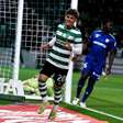Sporting goleia lanterna e segue na cola do líder Porto