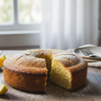 Por que esse bolo de limão italiano fica tão úmido e leve