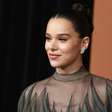 Hailee Steinfeld está grávida, esperando primeiro filho com o marido Josh Allen