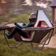 Alguém inventou uma motocicleta voadora que se parece com um setup gamer; ela custa o mesmo que um Porsche 911