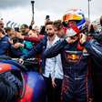 F1: Verstappen testa Mercedes GT3 no circuito de Estoril após fim da temporada 2025