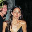 Flagra: Bruna Marquezine usa slip dress de R$ 4 mil com Shawn Mendes