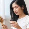 Queda de cabelo: quando é normal e sinais de alerta
