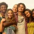 Netflix encerra filmagens da última temporada de Outer Banks e divulga imagem do elenco