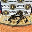 Adolescente é apreendido com drogas, submetralhadora, rifle e pistola em Porto Alegre