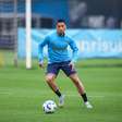 Luis Castro inicia trabalho no Grêmio e define bases do planejamento para 2026