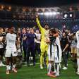 'Essa camisa pesa': Corinthians é campeão e jogadores respondem às críticas