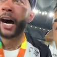 Memphis Depay provoca Cauan Barros após título do Corinthians no Maracanã; veja