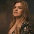 Kelly Clarkson atinge melhor posição na Hot 100 em uma década