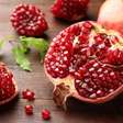 Romã: 8 benefícios para a saúde e ideias para usar a fruta no dia a dia