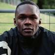 Genial! Israel Adesanya mostra detalhes de seu jogo em pé durante treino