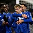 Everton vai até Nottingham e vence o duelo pela Premier League
