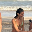 Bruna Marquezine e Shawn Mendes são flagrados curtindo mergulho juntos após réveillon em Alagoas