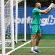 Bahia faz contato por Weverton, do Palmeiras