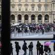 Museu mais visitado do mundo, Louvre cria tarifa mais cara para não-europeus e vai verificar documentos