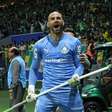 Palmeiras libera Weverton e acerta saída do goleiro para o Grêmio