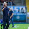 Luís Castro sente o golpe na Arena e já projeta o "teste de fogo" do Grêmio