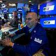 Wall Street fica estável antes de fim de semana prolongado e S&amp;P 500 tem queda semanal