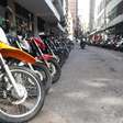 Câmara de Porto Alegre analisa projeto que cria programa de proteção a motoboys e mototaxistas
