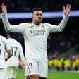 Real Madrid acorda no segundo tempo e vence o Levante pelo Espanhol