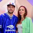 Sem as filhas, Neymar e Bruna Biancardi curtem 'vale night' em evento de futebol e impressionam com beijão de cinema e look de grife. Fotos!
