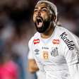 Gabigol explica gol de falta e reclama de clássico no começo da temporada