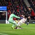 Evanilson marca, Bournemouth faz gol no fim e supera o Liverpool na Premier League