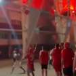 Gre-Nal termina com cadeiras arremessadas no Beira-Rio; vídeo viraliza