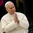Papa pede fim do antissemitismo para evitar 'horror do genocídio'