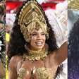 O antes e depois de Evelyn Bastos, rainha de bateria da Mangueira no Carnaval 2026: 21 fotos reúnem de fantasia polêmica a make banhada a ouro 18k