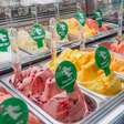 Gelaterias que oferecem desde clássicos gelatos até versões cheias de brasilidade