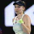 Rybakina reage em jogo quase perdido, bate Sabalenka e conquista o Australian Open pela 1ª vez