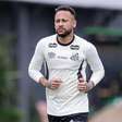 Neymar e Thaciano treinam e devem reforçar o Santos contra o Noroeste