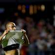 Lucas Moura fala abertamente sobre crise no São Paulo: "Acaba atrapalhando"