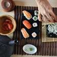 Comida japonesa engorda? Saiba como comer sushi sem sair da dieta