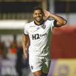 Hulk garante foco do Atlético-MG no título estadual após marcar seu primeiro hat-trick com a camisa alvinegra: 'Estamos felizes por seguir na luta pelo sétimo título consecutivo'
