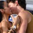 6 momentos de puro romance entre Bruna Marquezine e Shawn Mendes no carnaval