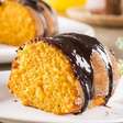 Bolo de cenoura fofinho: a receita que não sola nunca