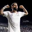 Gabigol exalta grupo após 6 a 0 e minimiza pressão no Santos