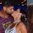 Beijar o ex? Só em 'Três Graças'! Na vida real, Viviane Araújo esbanja paixão com o marido antes de desfilar na Sapucaí pela Salgueiro do Carnaval 2026; fotos