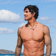 Sarado! Gabriel Medina estrela ensaio só de cueca; confira as fotos