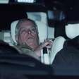 Após ser libertado, ex-príncipe Andrew continua sob investigação por ligações com Epstein