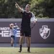 Bruno Lazaroni, técnico interino do Vasco, segue legado familiar