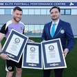 Incrível: jogador da Premier League bate três recordes e entra no Guinness Book