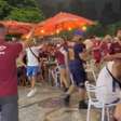 Jogadores do Lanús festejam Recopa diante do Flamengo com torcedores nas ruas do Rio