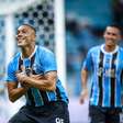 Grêmio domina o Internacional e abre vantagem na final do Gauchão